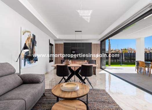 New Build - Detached Villa - Algorfa