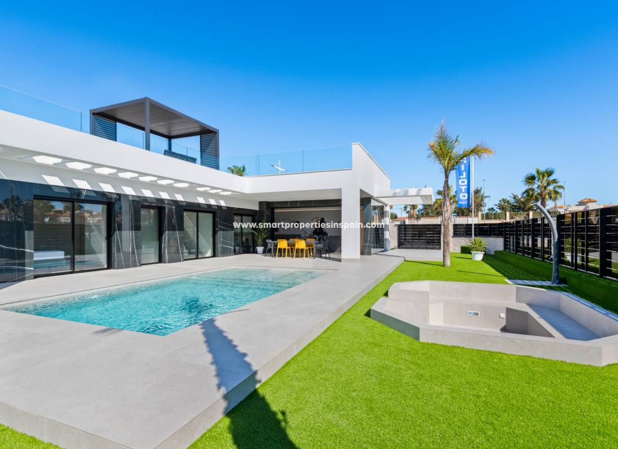 New Build - Detached Villa - Algorfa