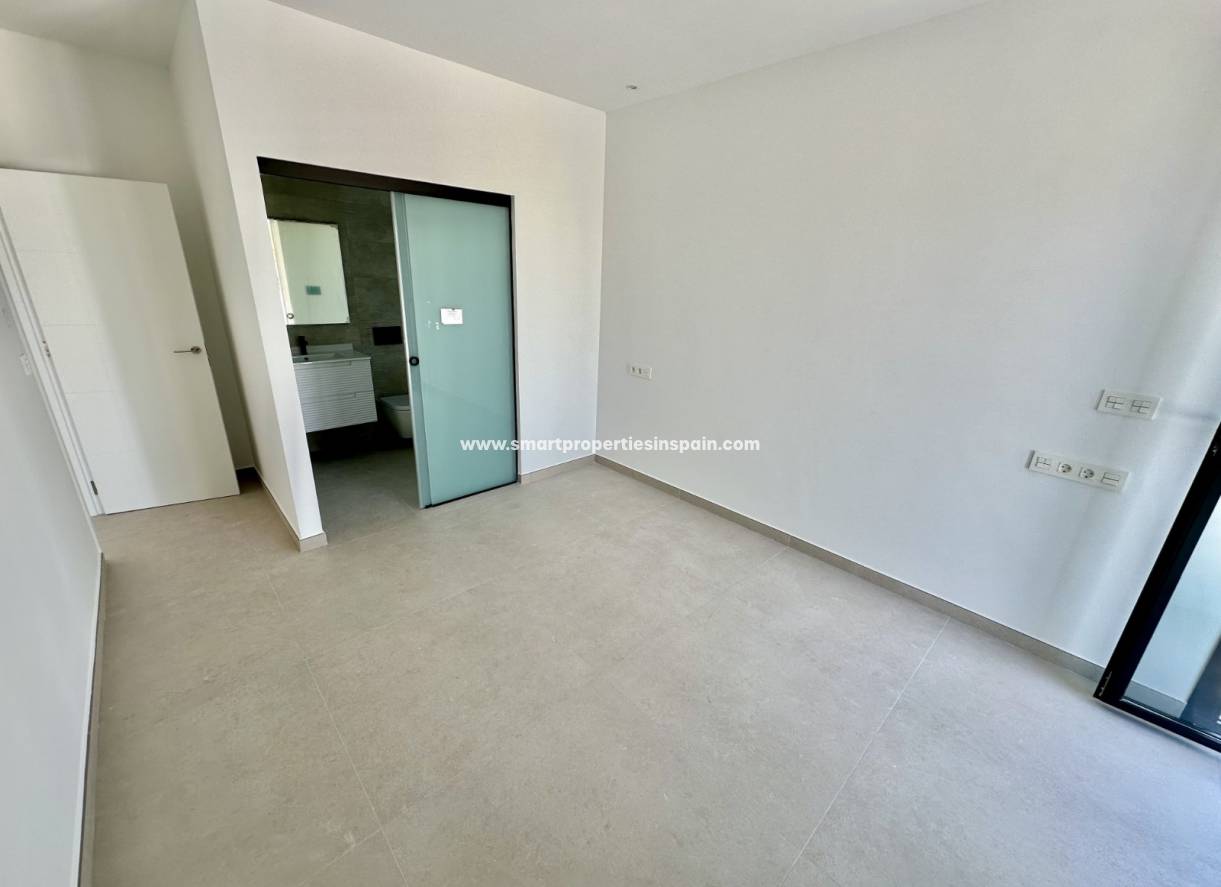 New Build - Detached Villa - La Marina - Urbanización La Marina