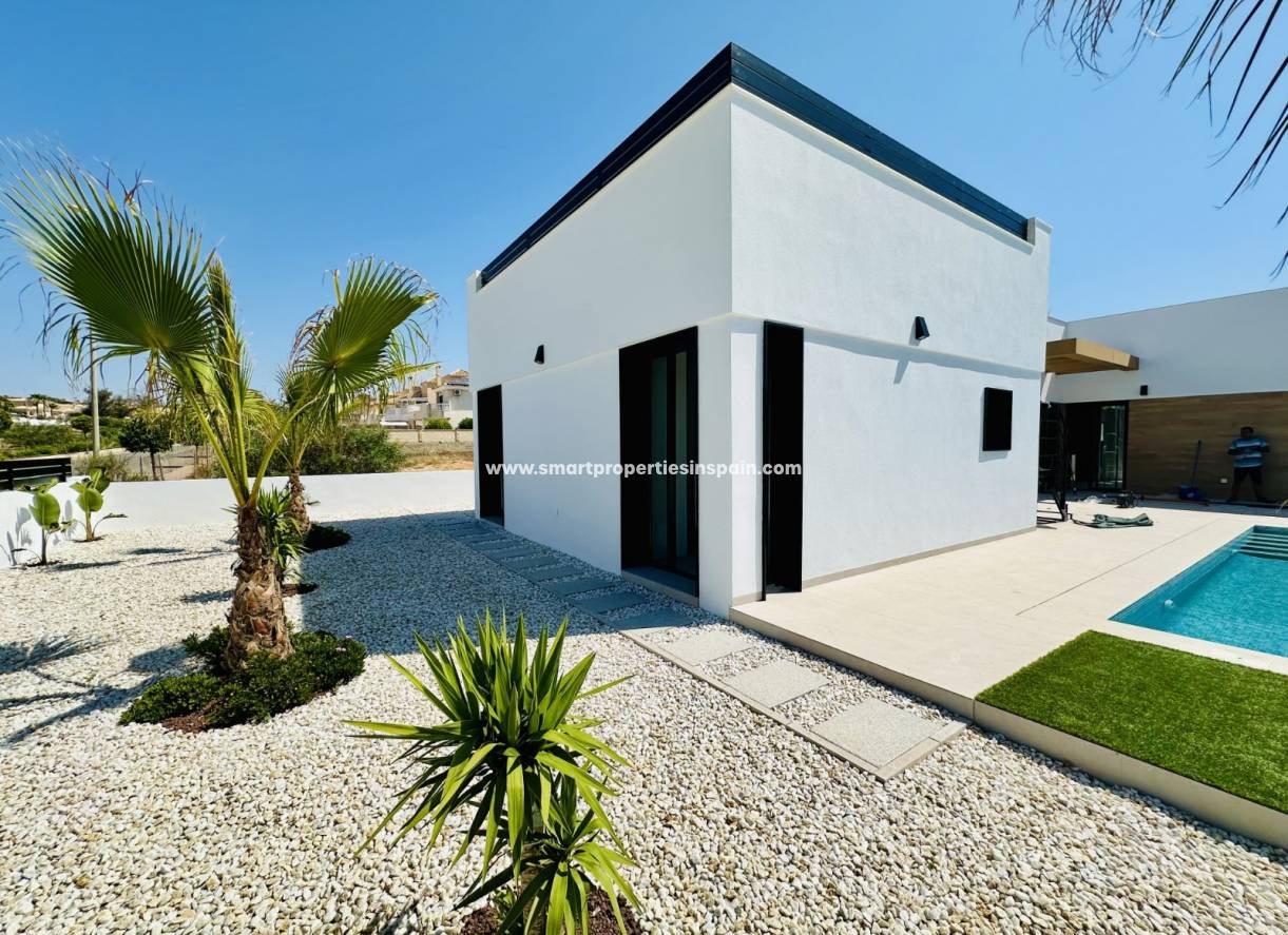 New Build - Detached Villa - La Marina - Urbanización La Marina