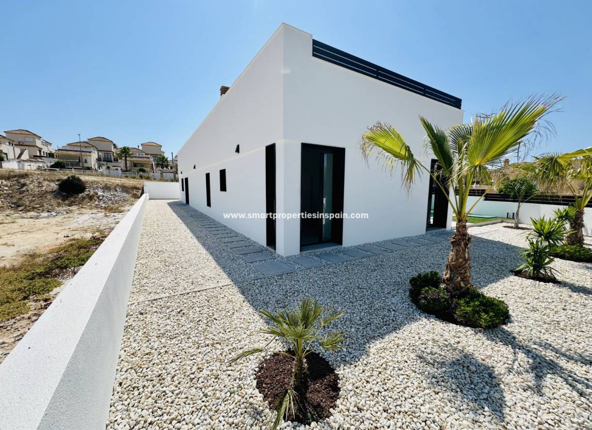 New Build - Detached Villa - La Marina - Urbanización La Marina