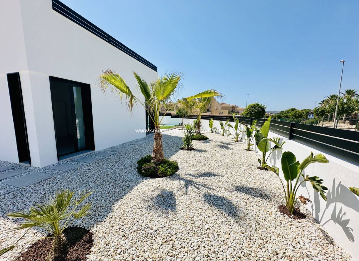 New Build - Detached Villa - La Marina - Urbanización La Marina