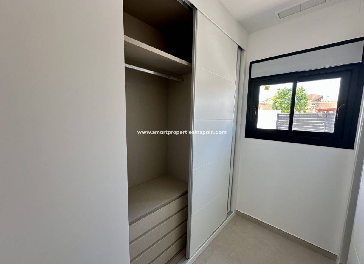 New Build - Detached Villa - La Marina - Urbanización La Marina