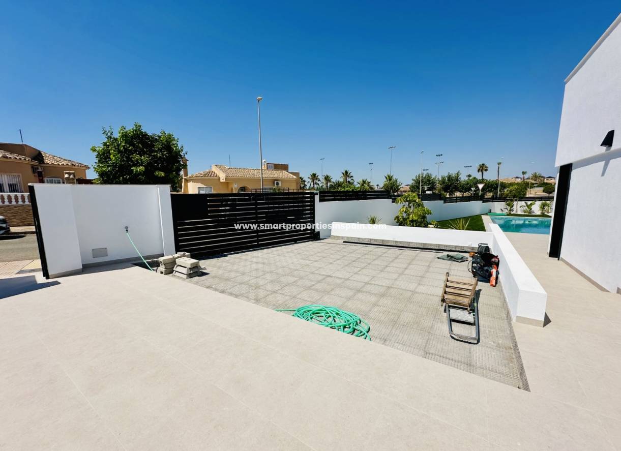New Build - Detached Villa - La Marina - Urbanización La Marina
