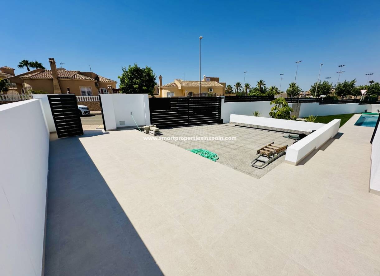 New Build - Detached Villa - La Marina - Urbanización La Marina