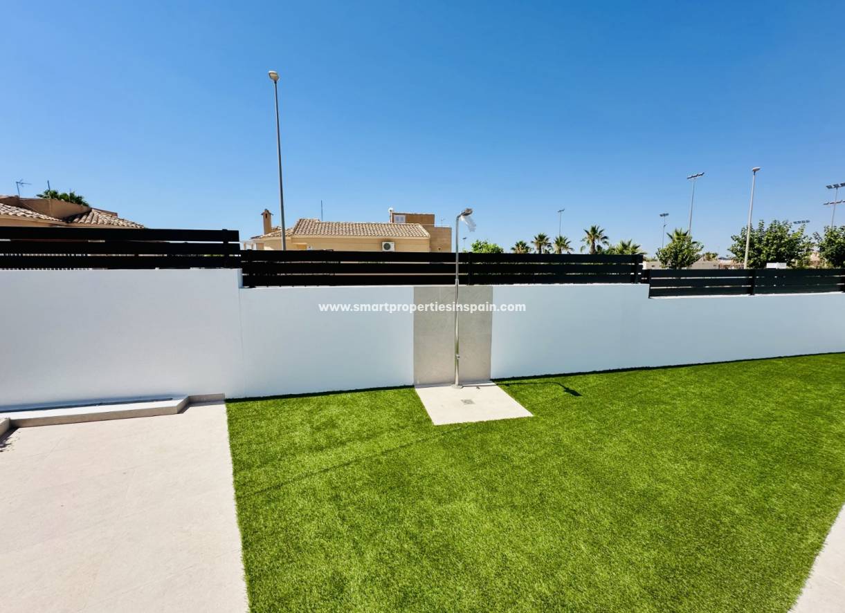 New Build - Detached Villa - La Marina - Urbanización La Marina
