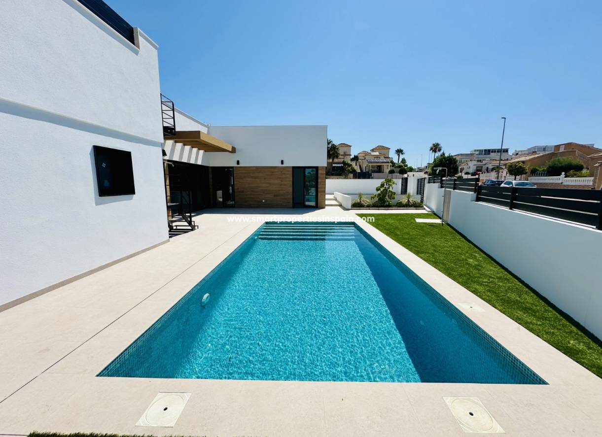 New Build - Detached Villa - La Marina - Urbanización La Marina