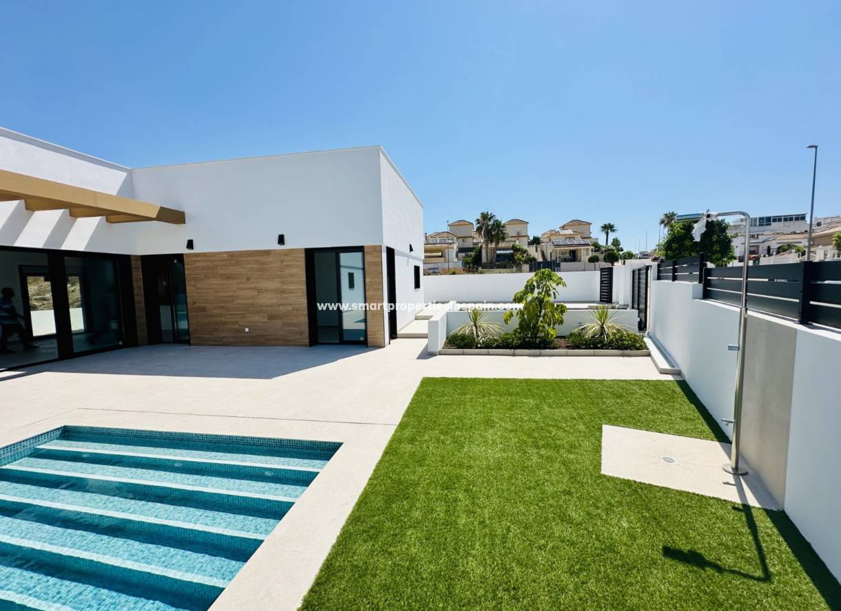 New Build - Detached Villa - La Marina - Urbanización La Marina