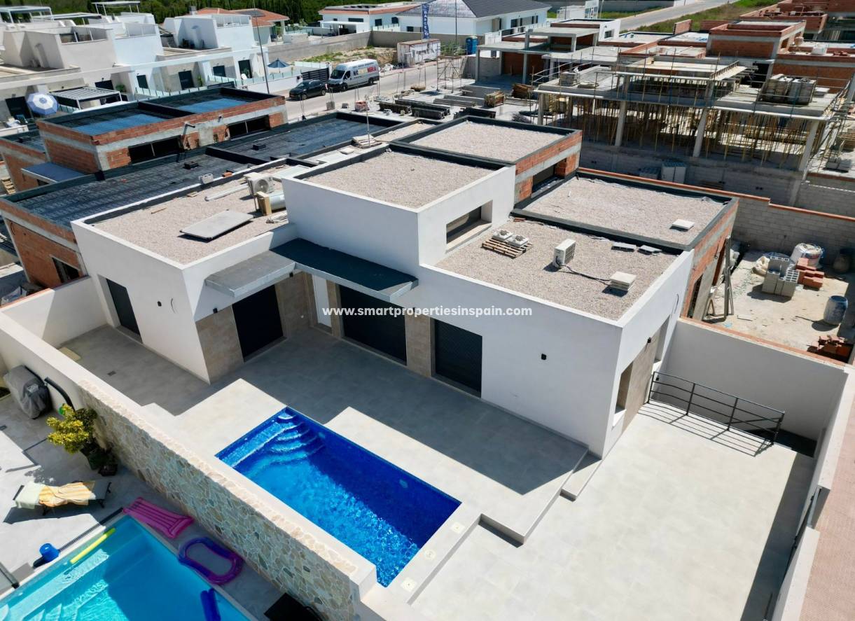 Nouvelle construction - Villa mitoyenne - Daya Nueva