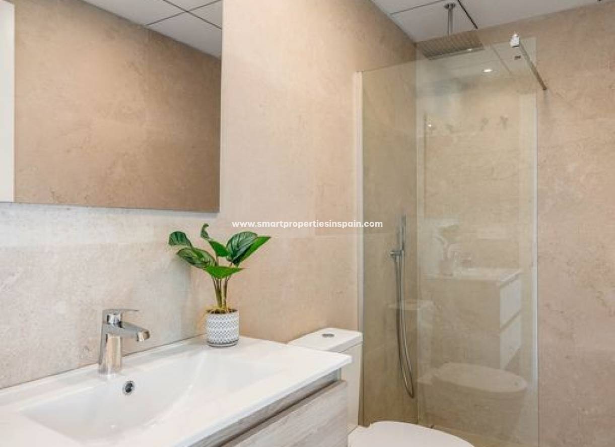 Obra Nueva - Vivienda Adosada - La Marina - Urbanización La Marina