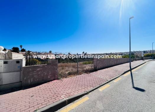 Plot - Wederverkoop - La Marina - SP4196