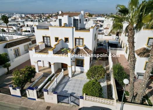 Quad Villa - Resale - La Marina - Urbanización La Marina