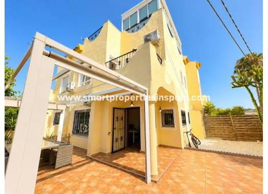 Quad Villa - Wederverkoop - La Marina - Urbanización La Marina