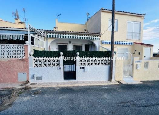 Reihenhaus - Verkauf - La Marina - Urbanización La Marina
