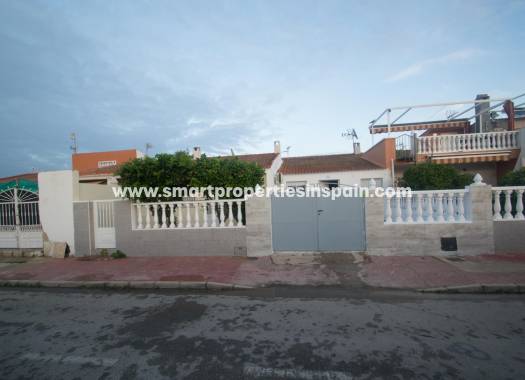 Reihenhaus - Wiederverkauf - Torrevieja - 2sp549
