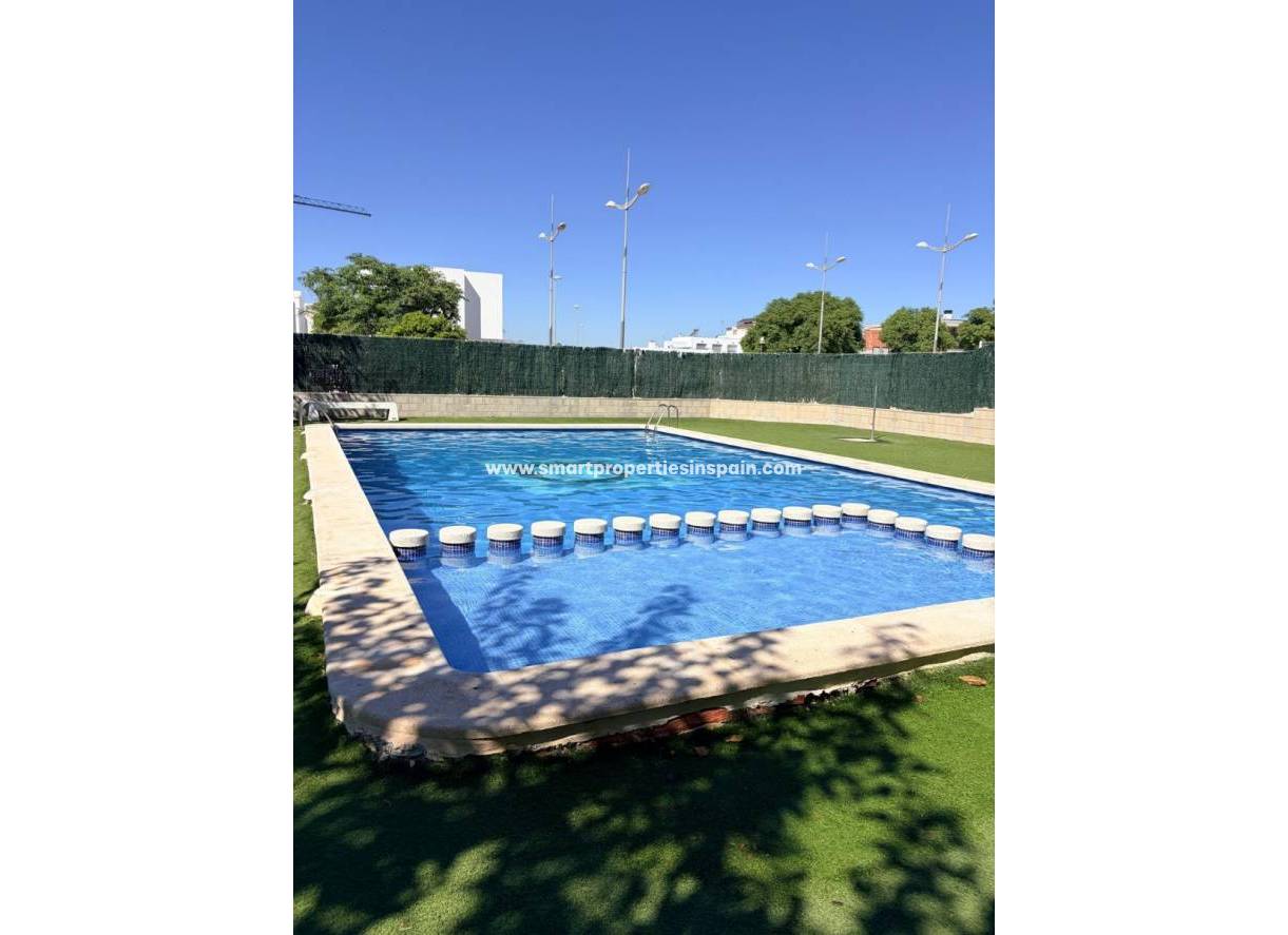 Resale - Apartment - Dolores - dolores