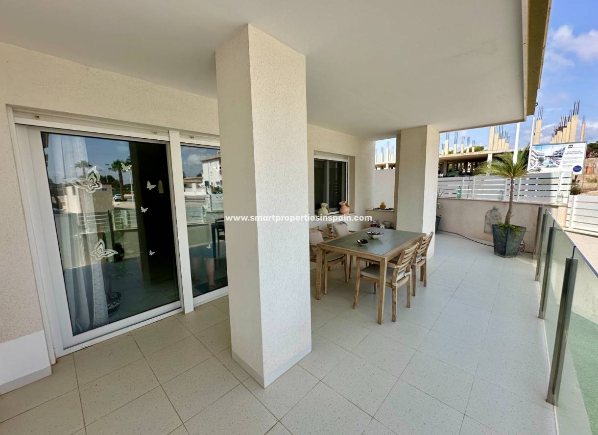Resale - Apartment - El Pinet