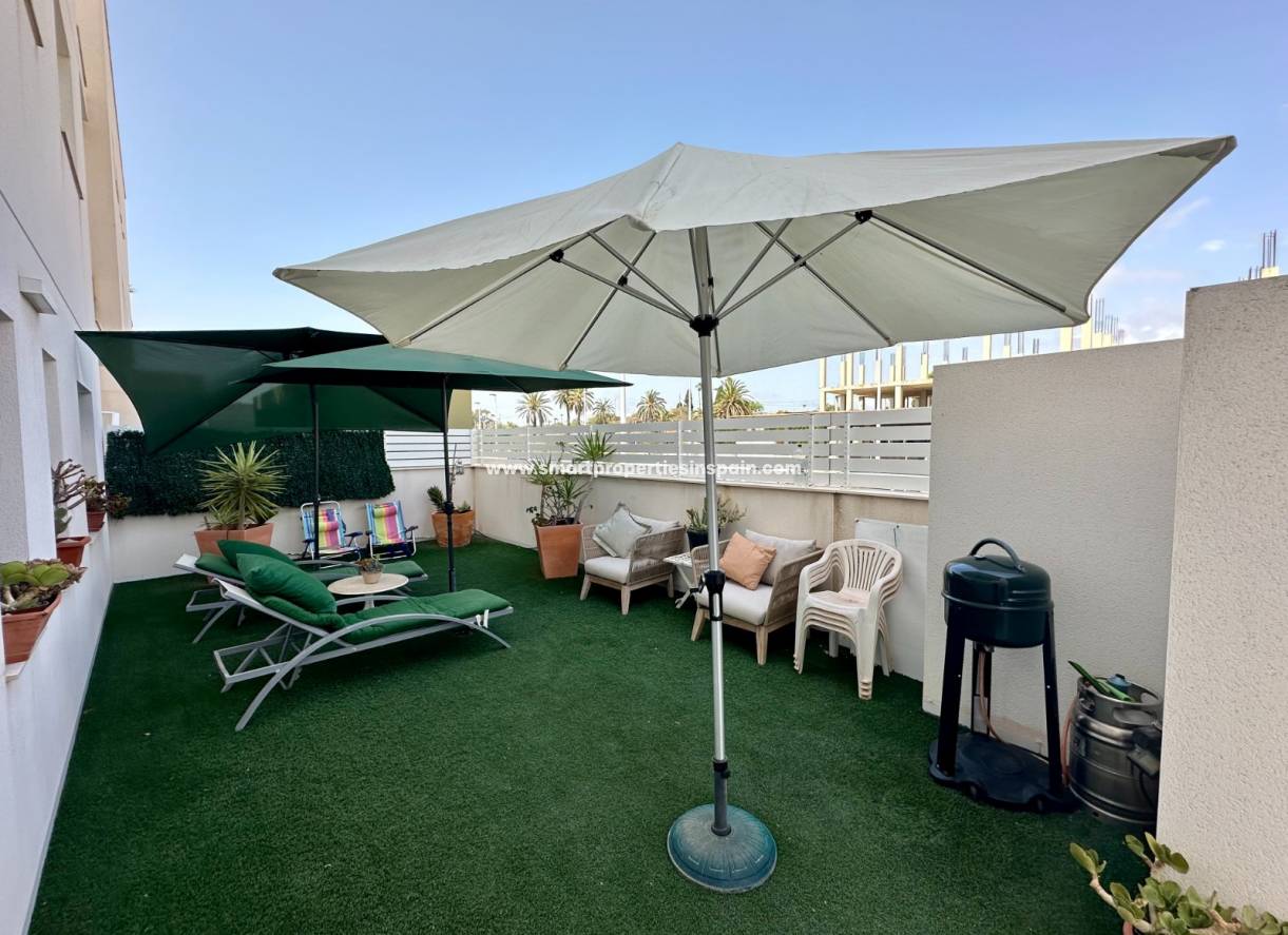 Resale - Apartment - El Pinet