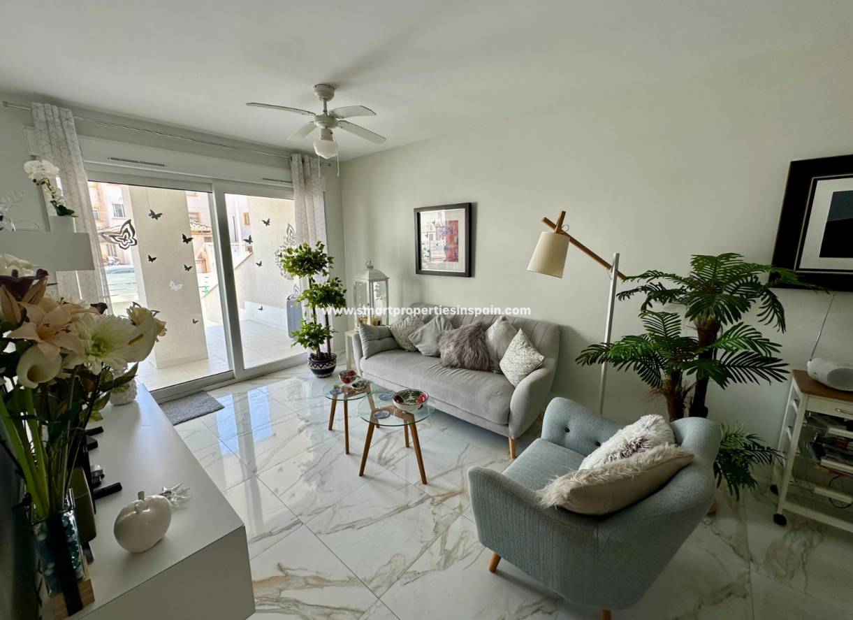 Resale - Apartment - El Pinet