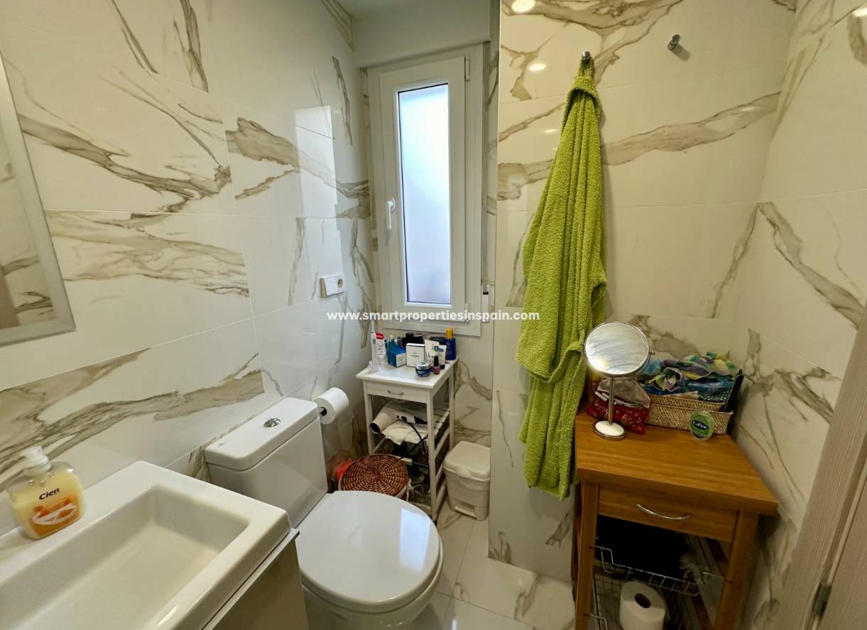 Resale - Apartment - El Pinet