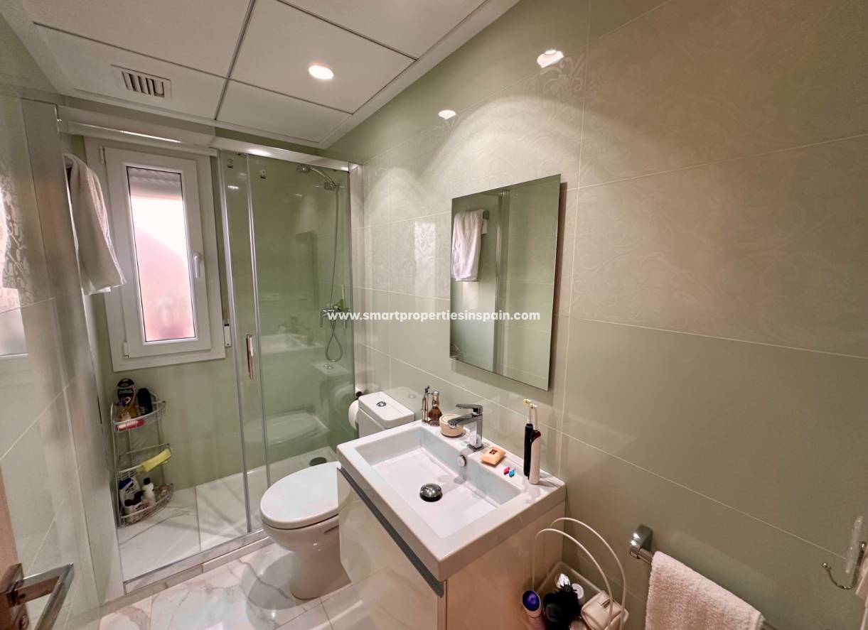 Resale - Apartment - El Pinet
