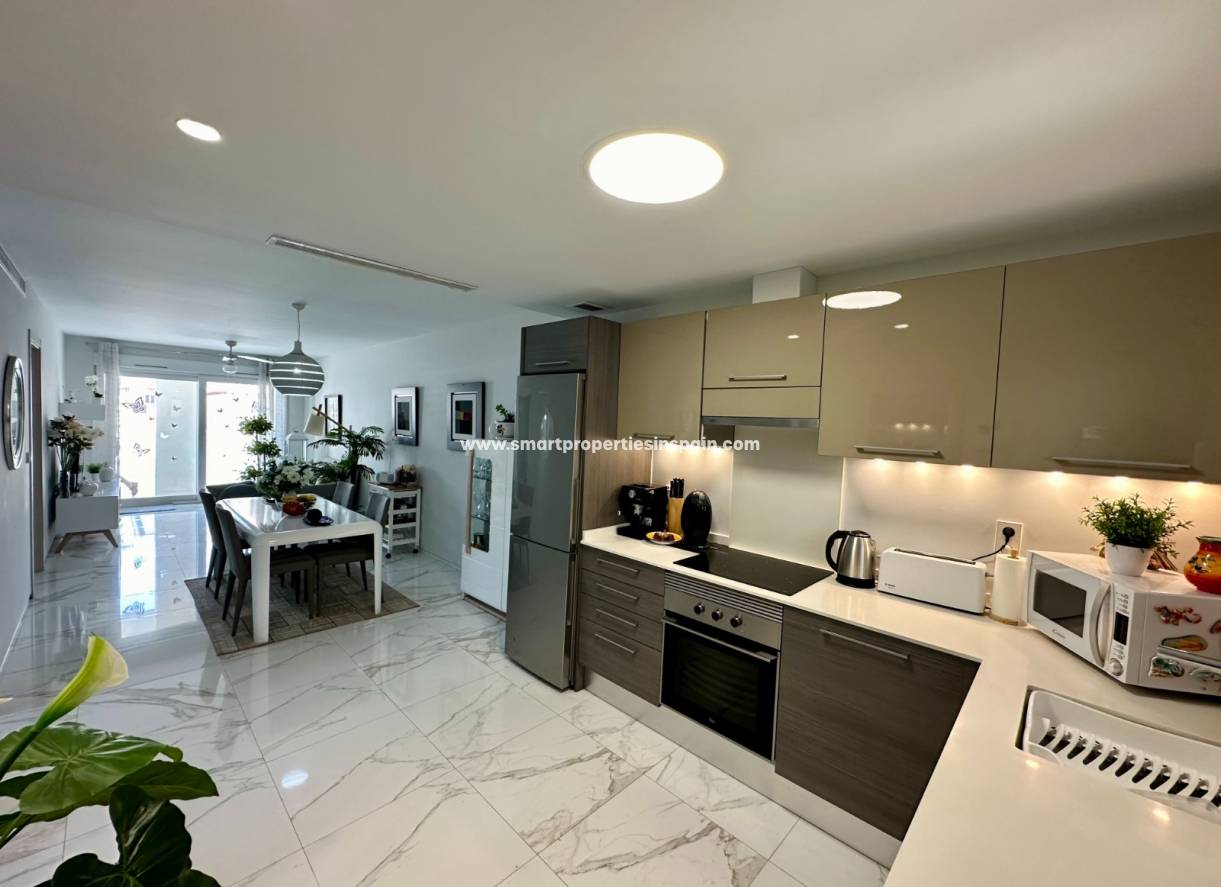 Resale - Apartment - El Pinet