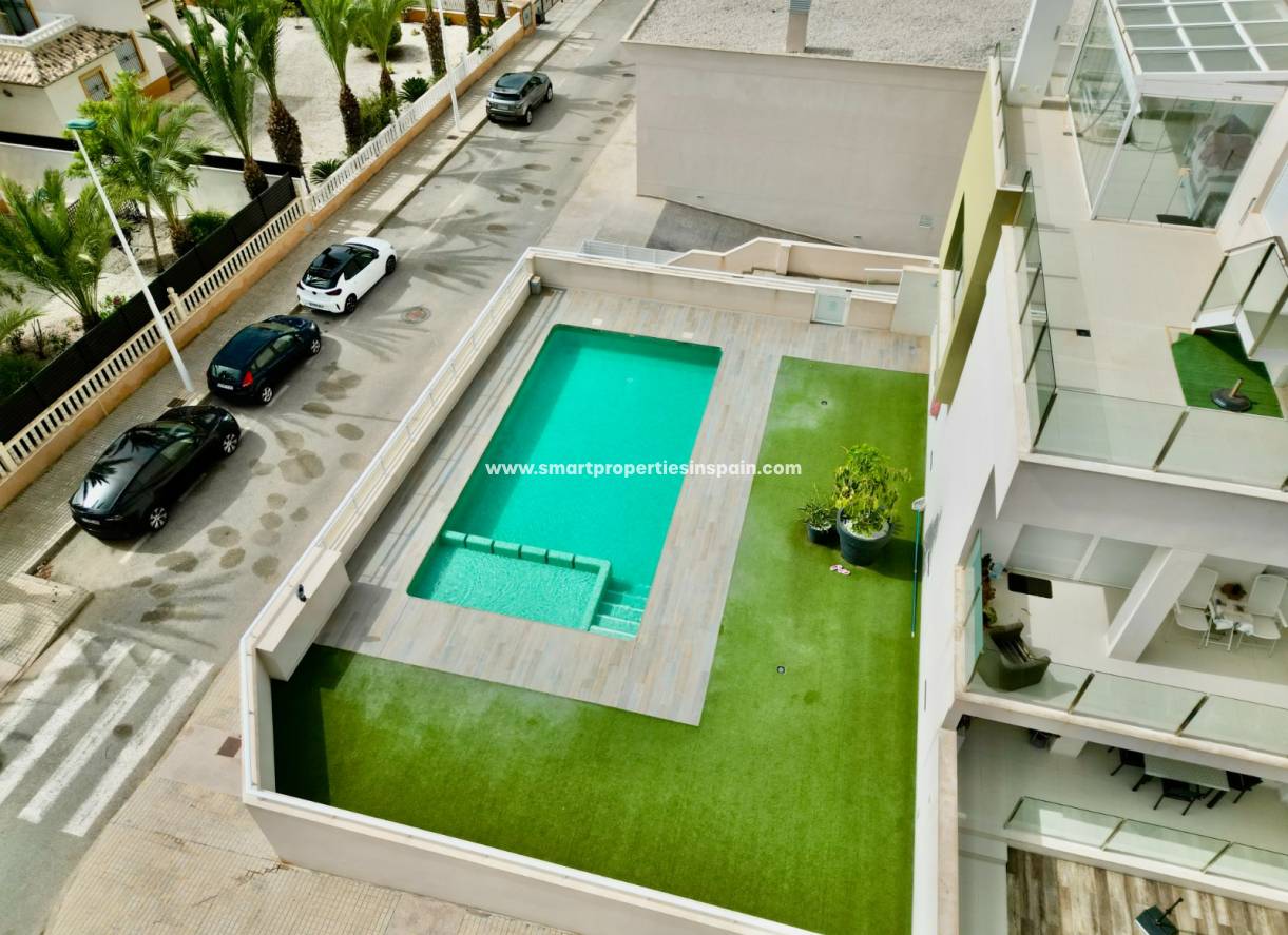 Resale - Apartment - El Pinet
