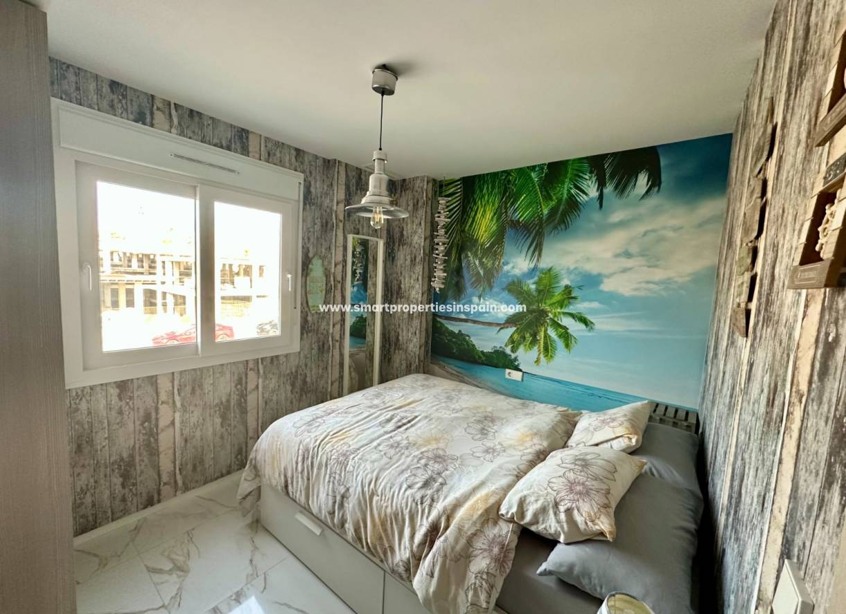 Resale - Apartment - El Pinet