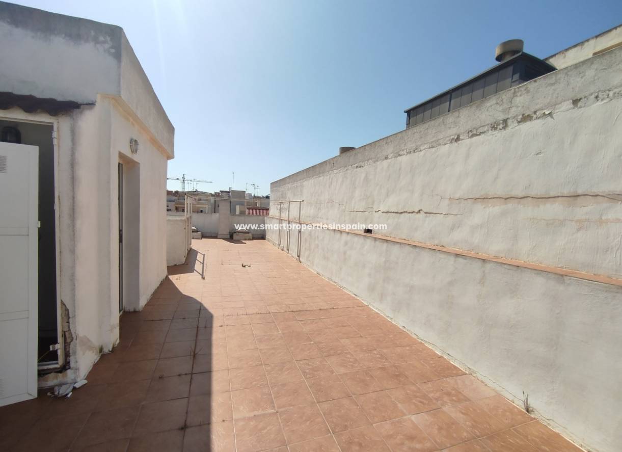 Resale - Apartment - Guardamar  - Centro