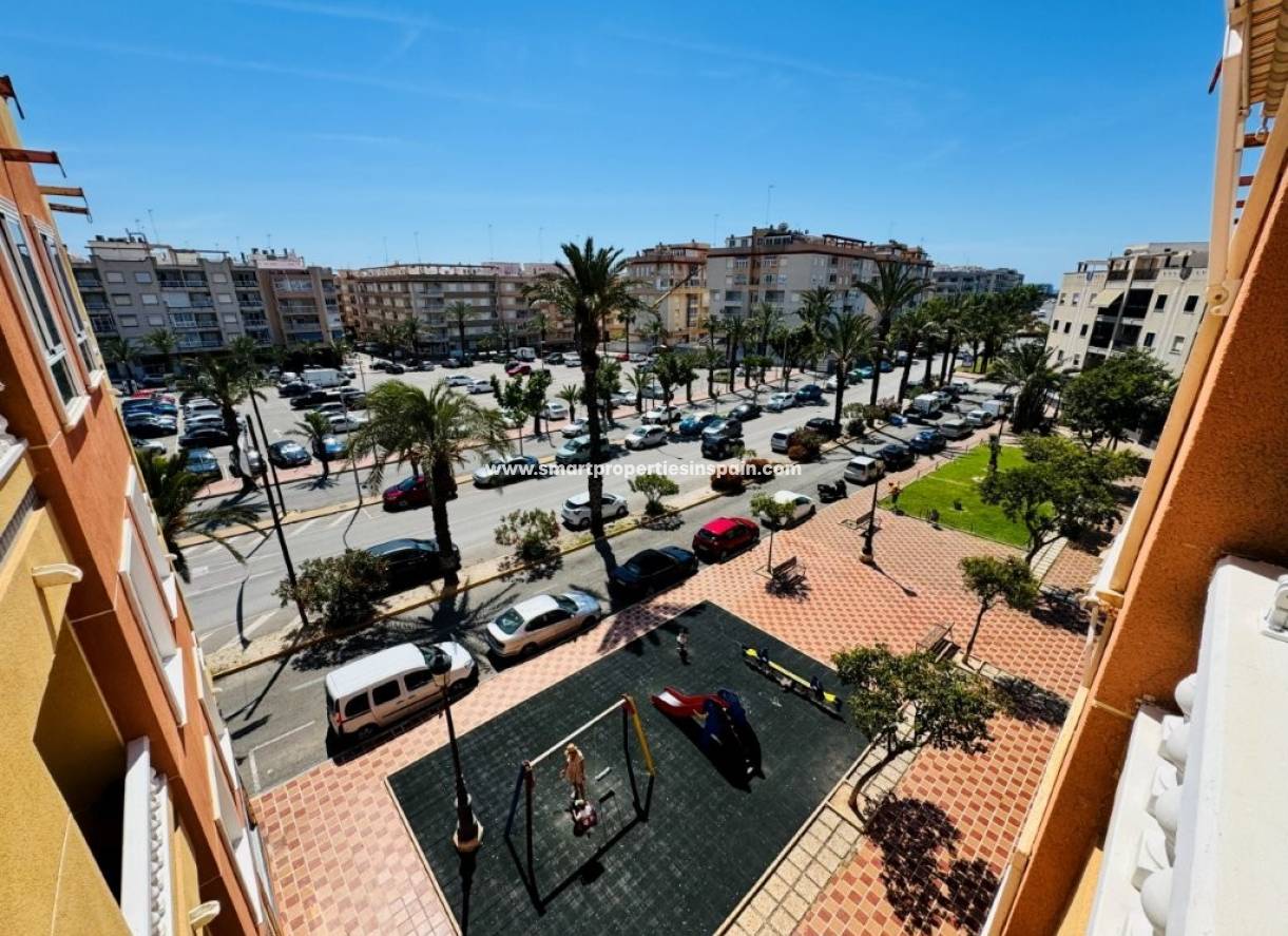 Resale - Apartment - Guardamar  - Guardamar del Segura