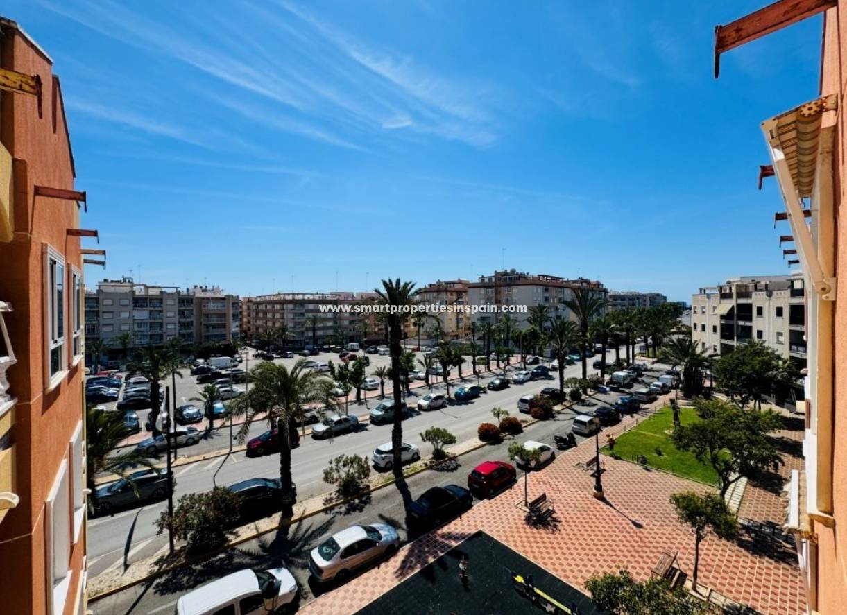 Resale - Apartment - Guardamar  - Guardamar del Segura