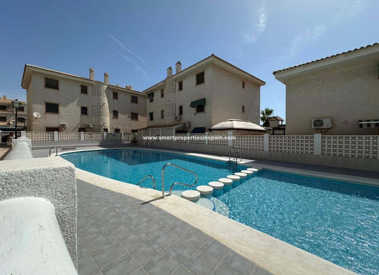 Resale - Apartment - Guardamar  - Guardamar del Segura