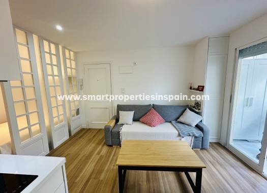 Resale - Apartment - La Marina - La Marina Village