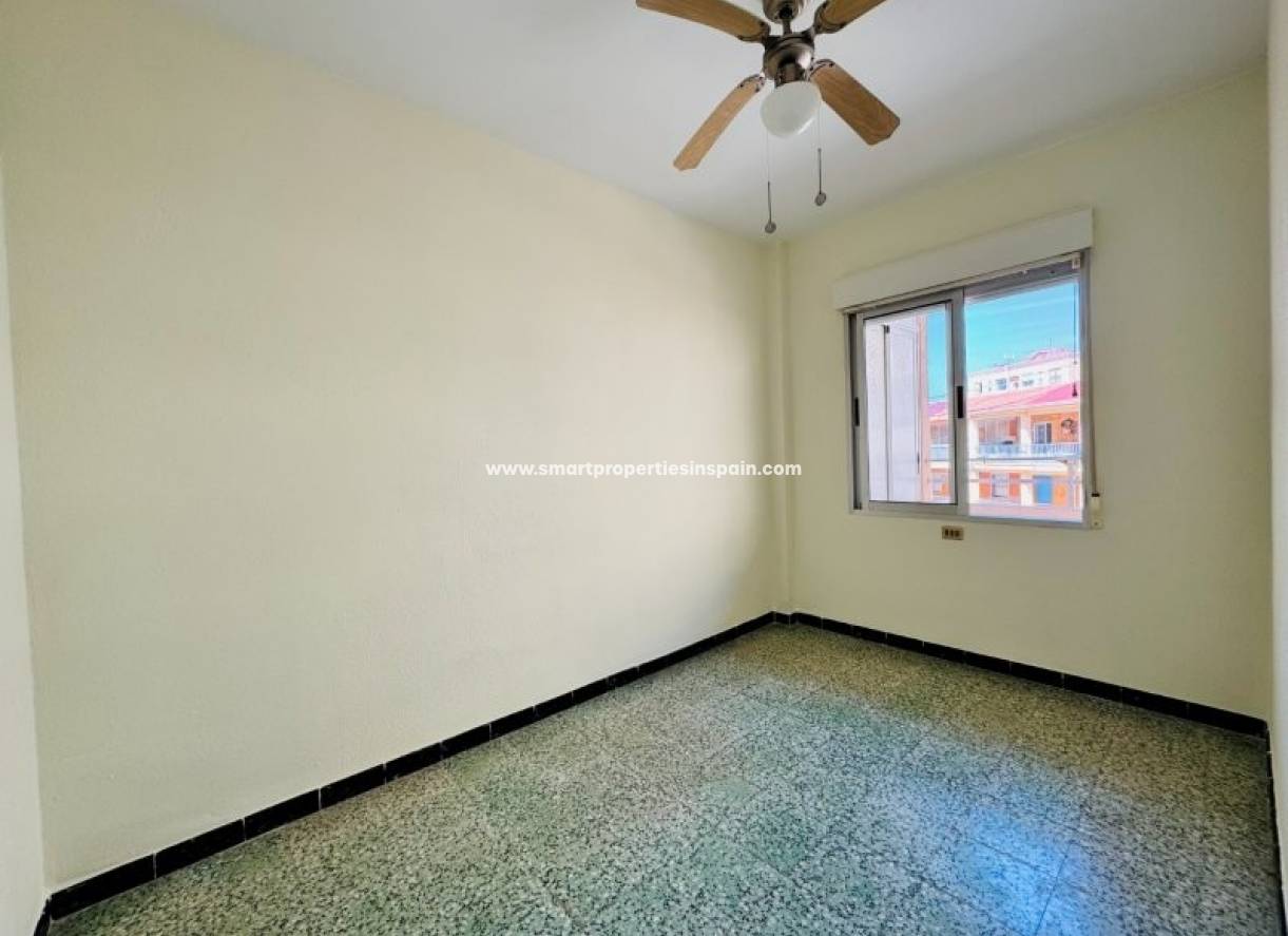 Resale - Apartment - La Mata - Beach