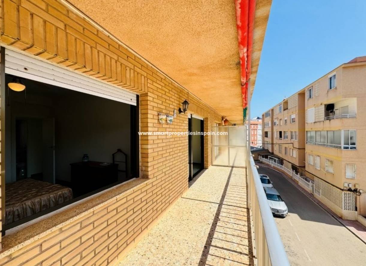 Resale - Apartment - La Mata - Beach