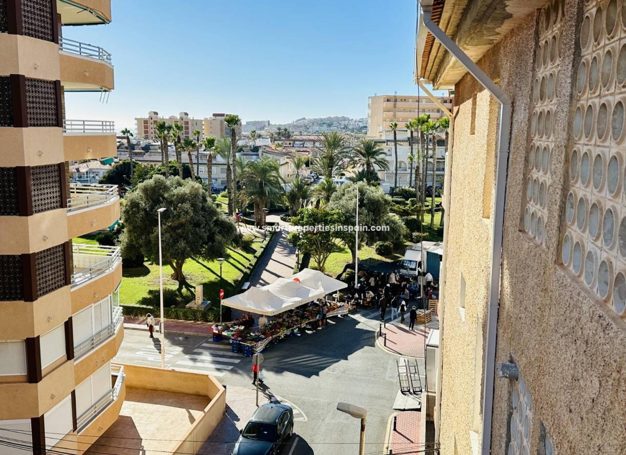 Resale - Apartment - La Mata