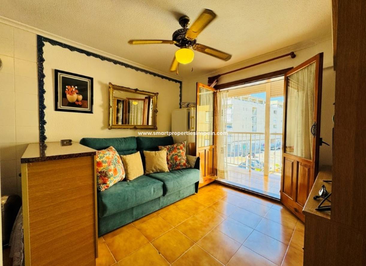 Resale - Apartment - La Mata