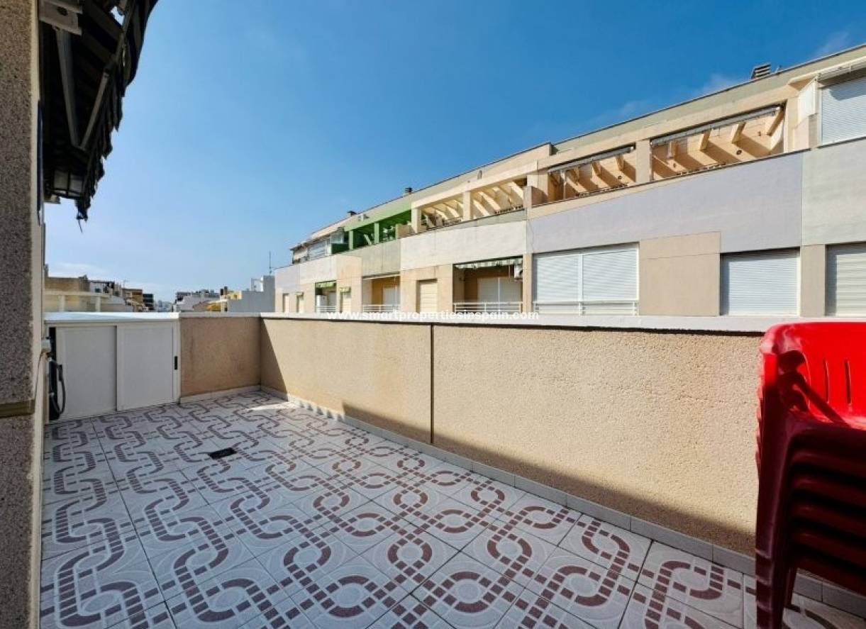 Resale - Apartment - La Mata