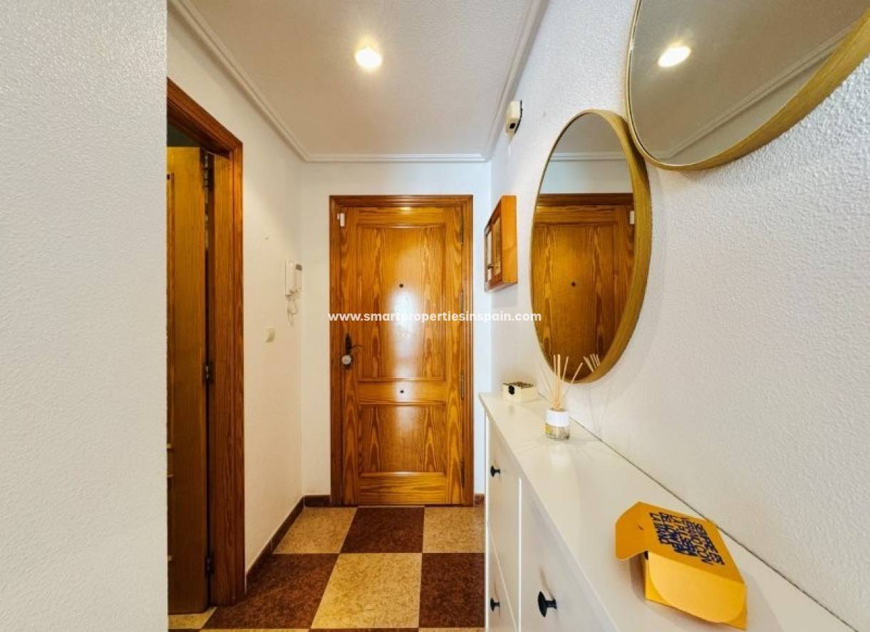 Resale - Apartment - La Mata