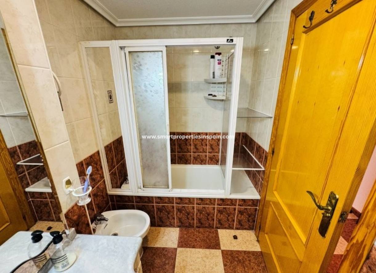 Resale - Apartment - La Mata