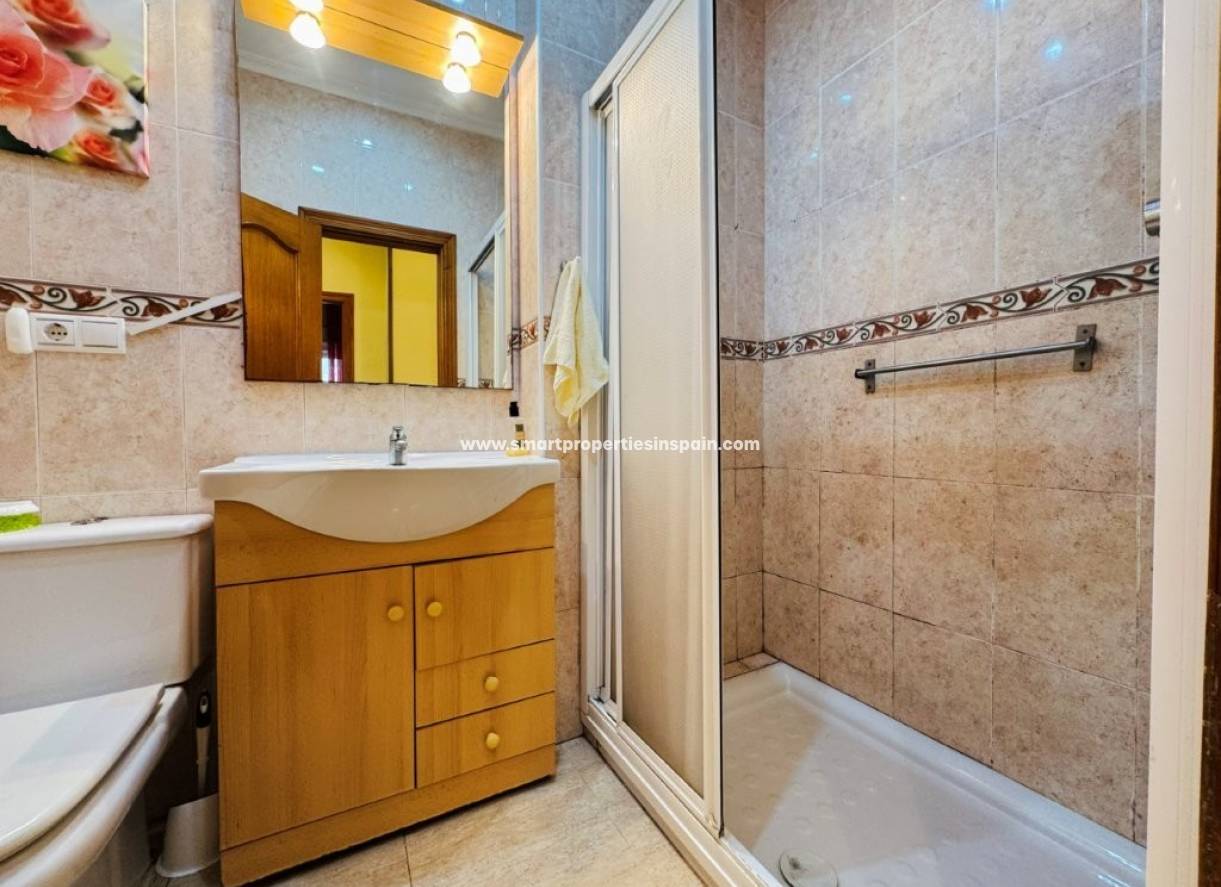 Resale - Apartment - La Mata
