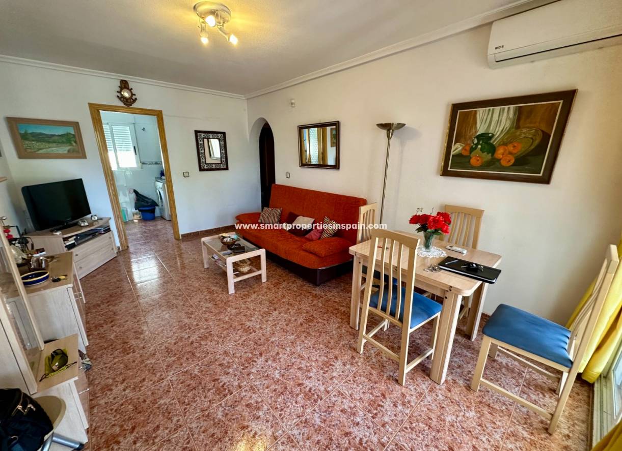 Resale - Apartment - Los Montesinos