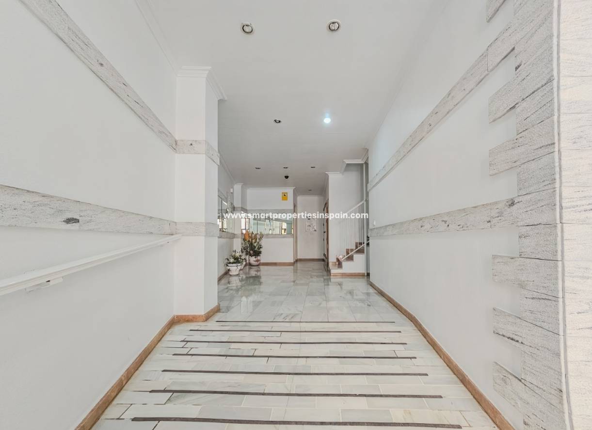 Resale - Apartment - Torrevieja