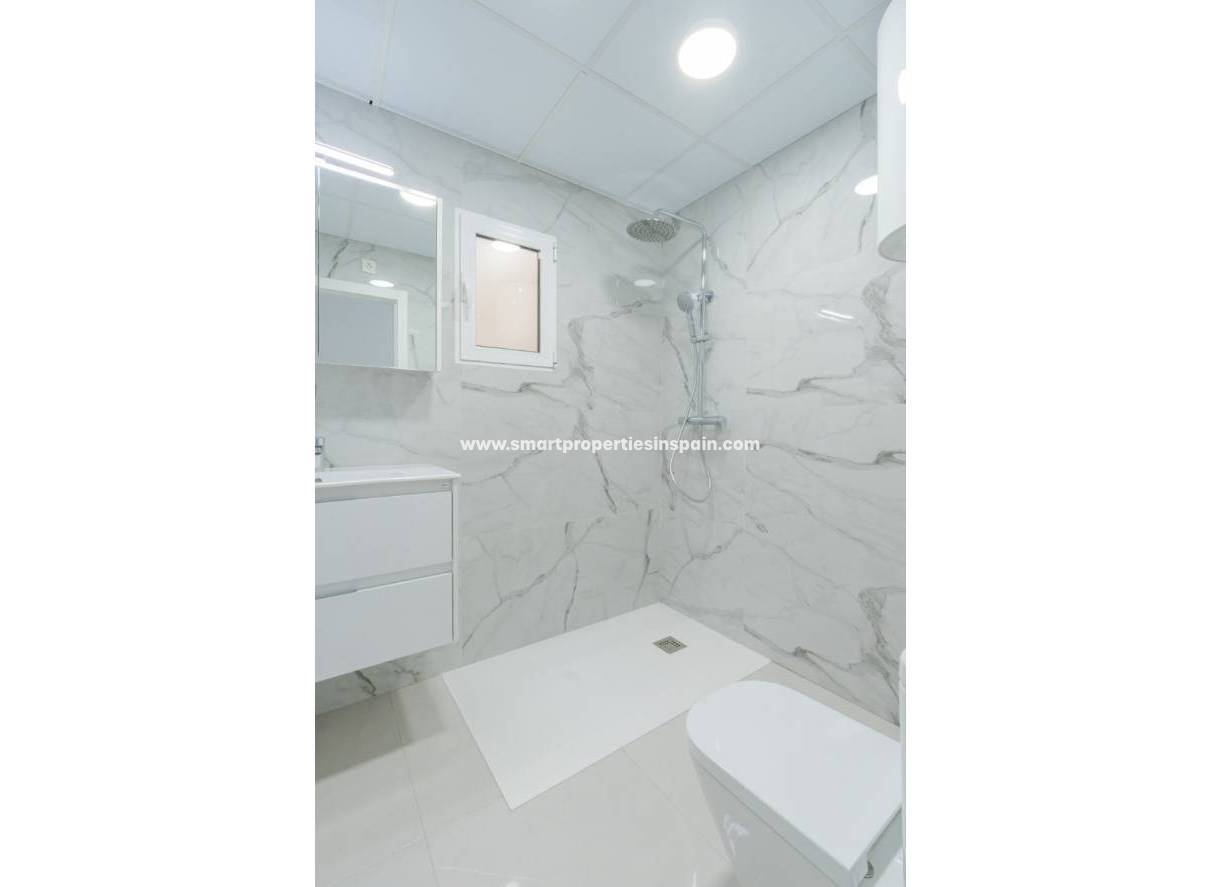 Resale - Apartment - Torrevieja