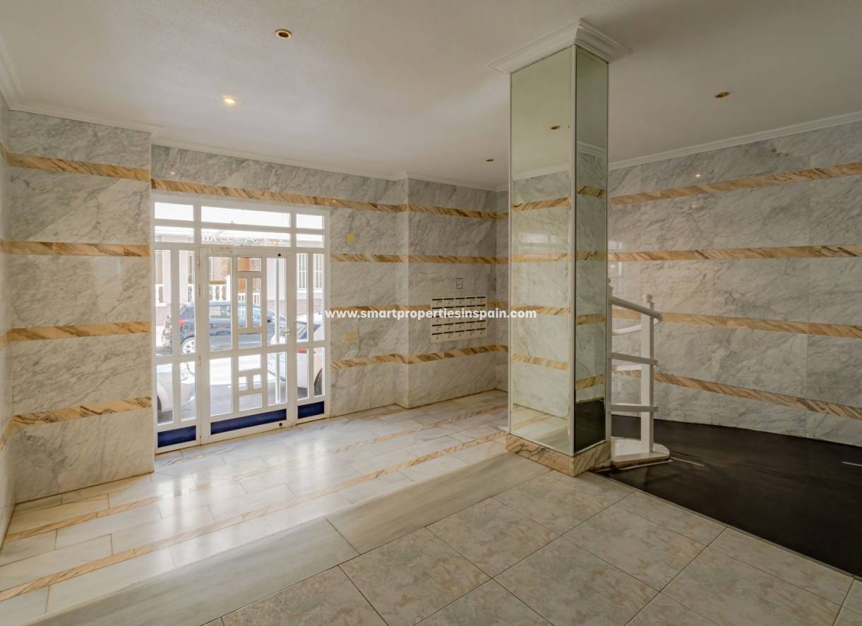Resale - Apartment - Torrevieja