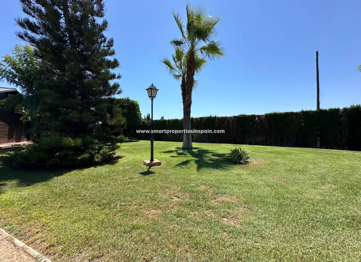 Resale - Bungalow - San Fulgencio