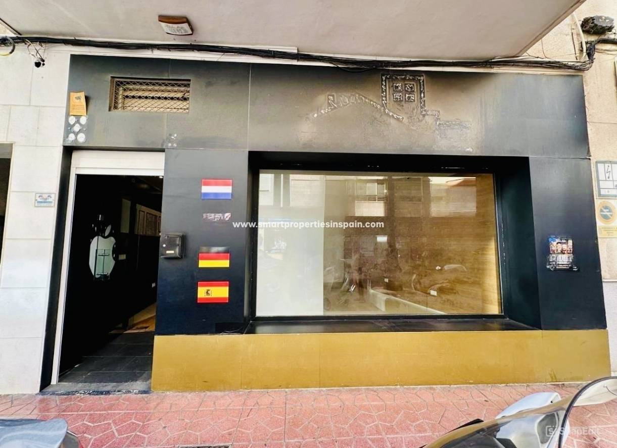 Resale - Commercial - Guardamar  - Centro