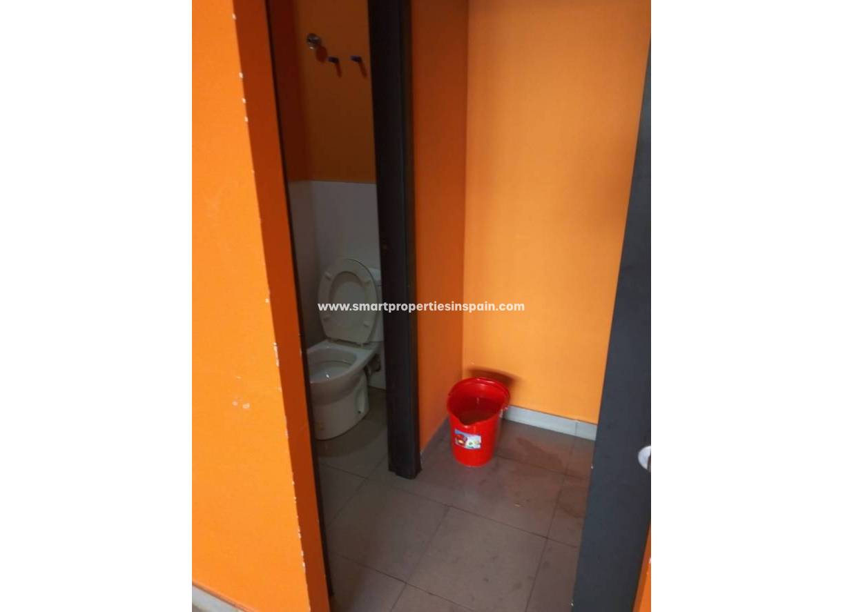 Resale - Commercial - La Marina - Urbanización La Marina