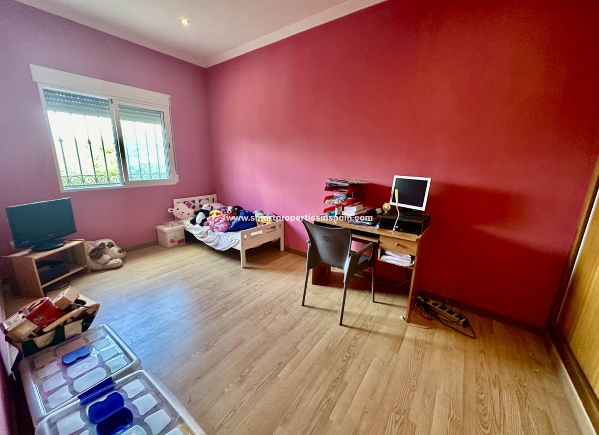 Resale - Country House - Catral