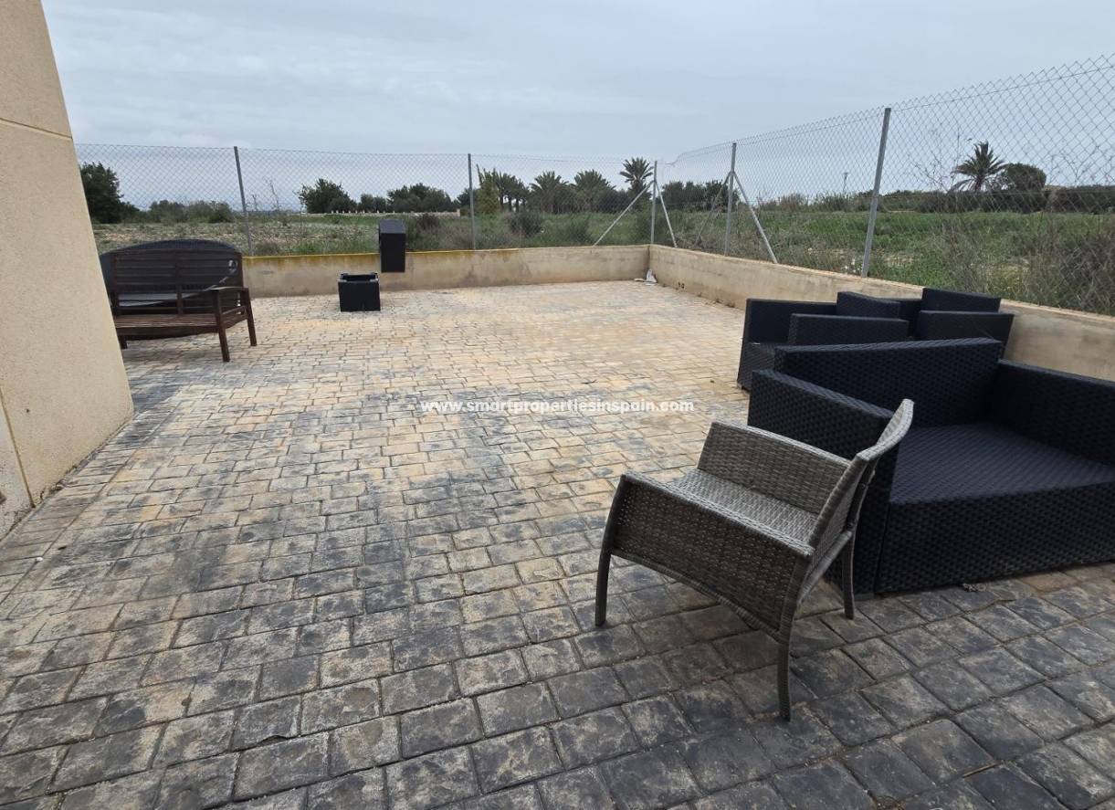 Resale - Country House - Elche
